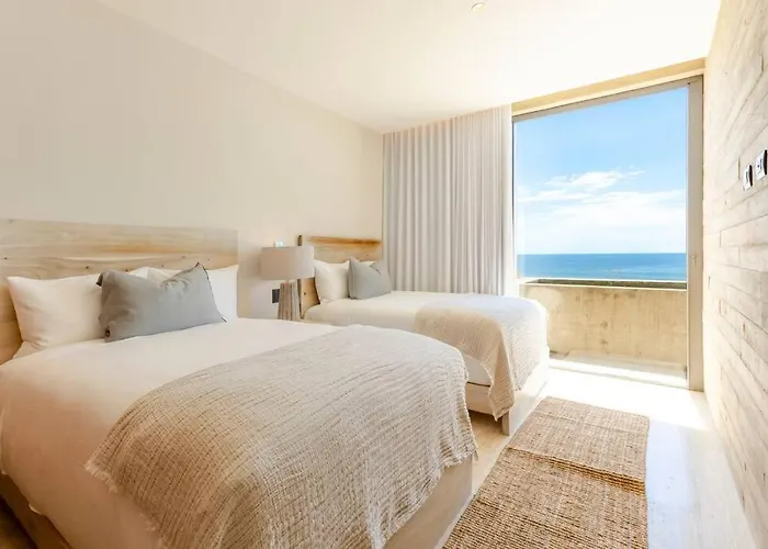 Stunning Oceanview Apartment *